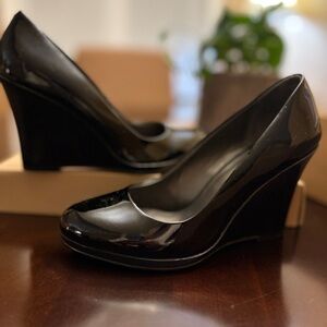 Cole Haan Black Patent Wedge Pumps Size 5.5